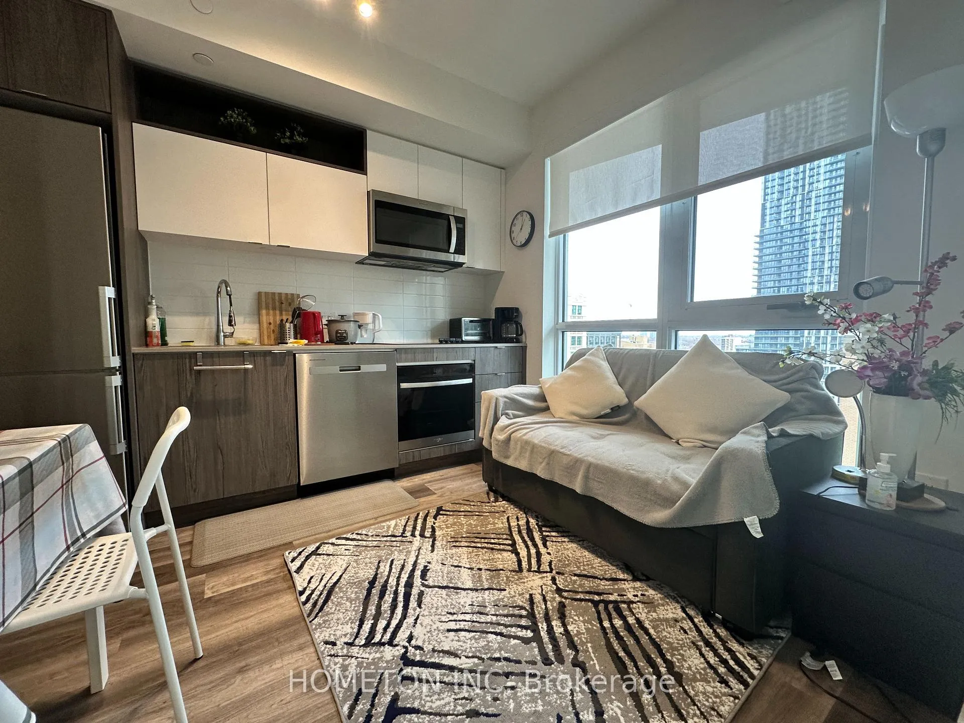 Front of Unit 1205, 100 Dalhousie Street