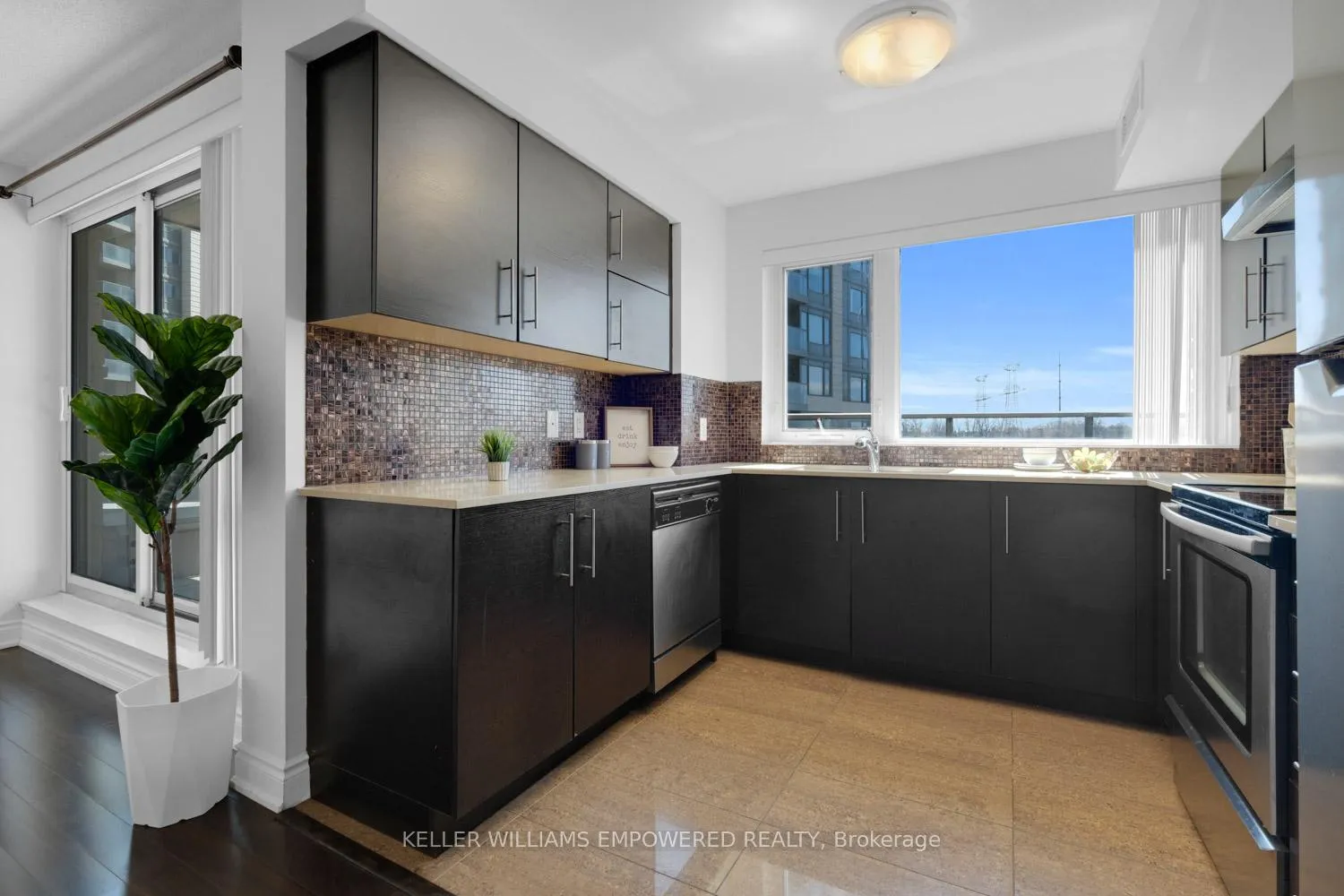 Photo 18 of Unit 303, 233 South Park Road, Markham, Commerce Valley — HOMEH