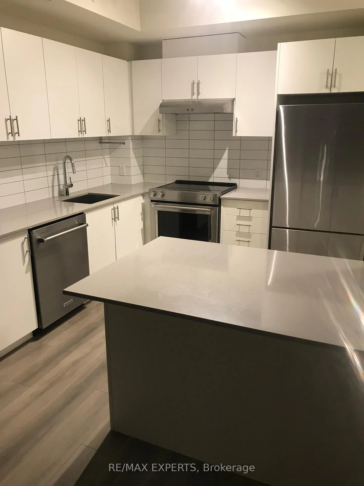 Front of Unit 1812, 9000 Jane Street