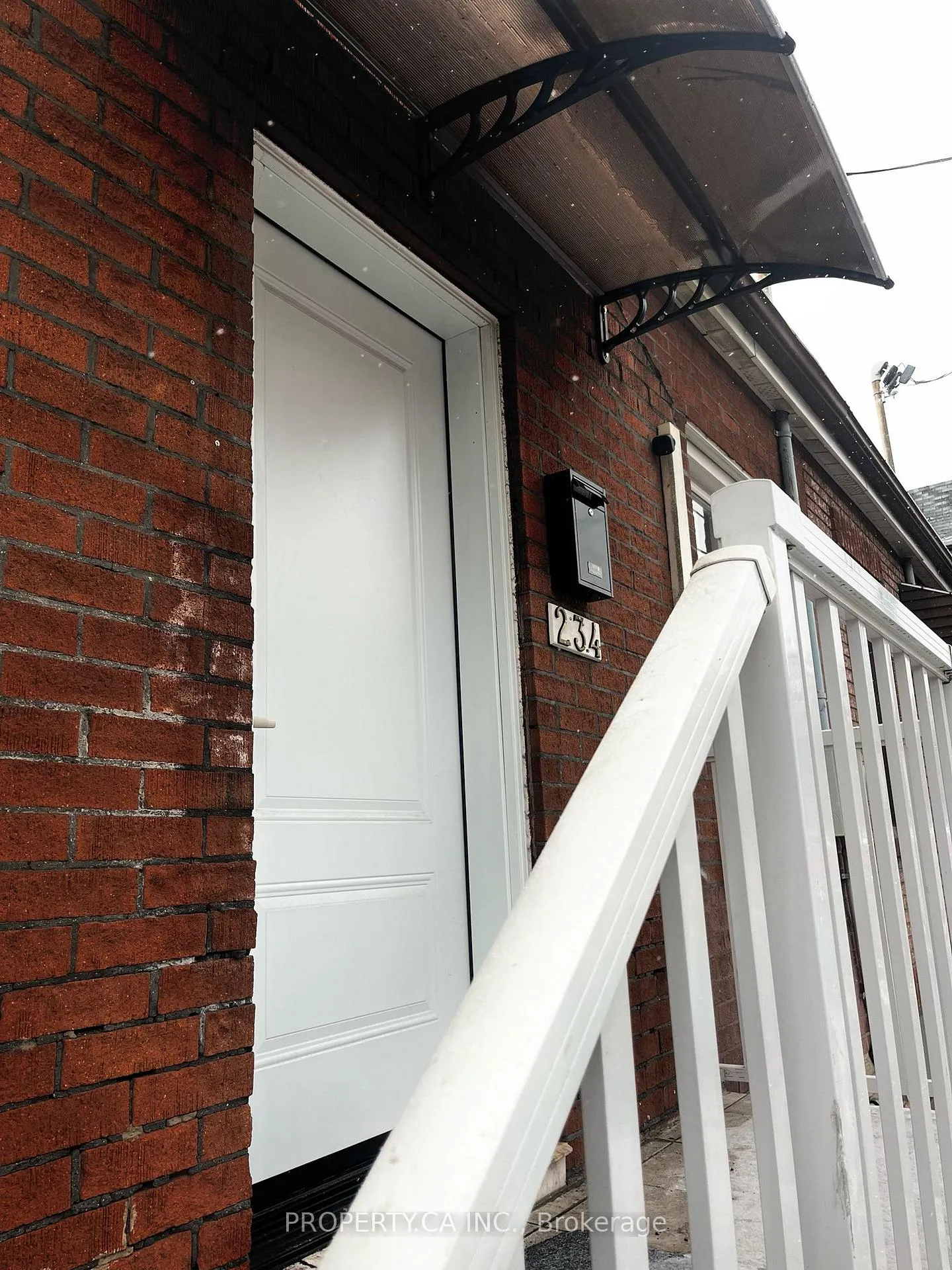 Photo 18 of Unit BSMNT, 234 Bathurst Street, Toronto, Trinity-Bellwoods — HOMEH
