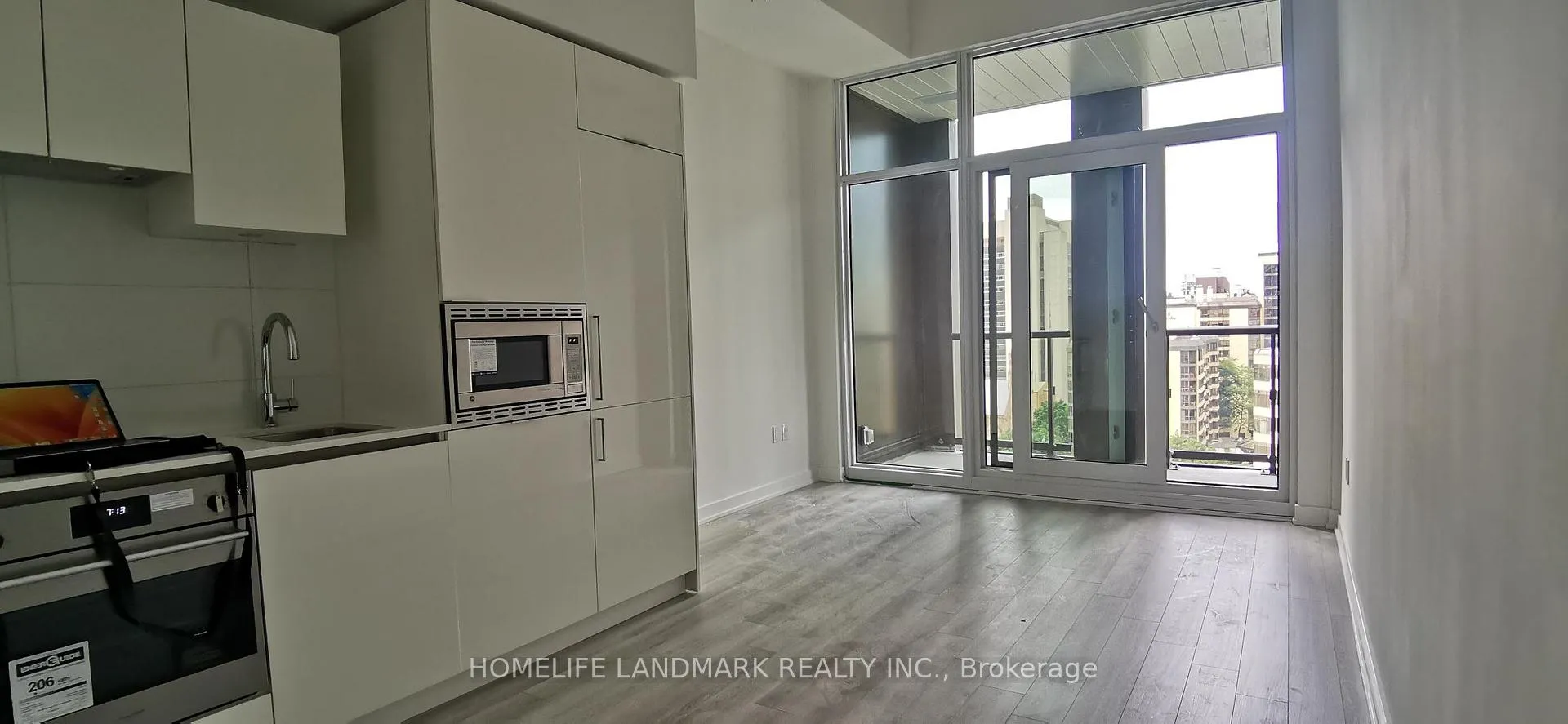 Photo 8 of Unit 1119, 121 St. Patrick Street, Toronto, Kensington-Chinatown — HOMEH