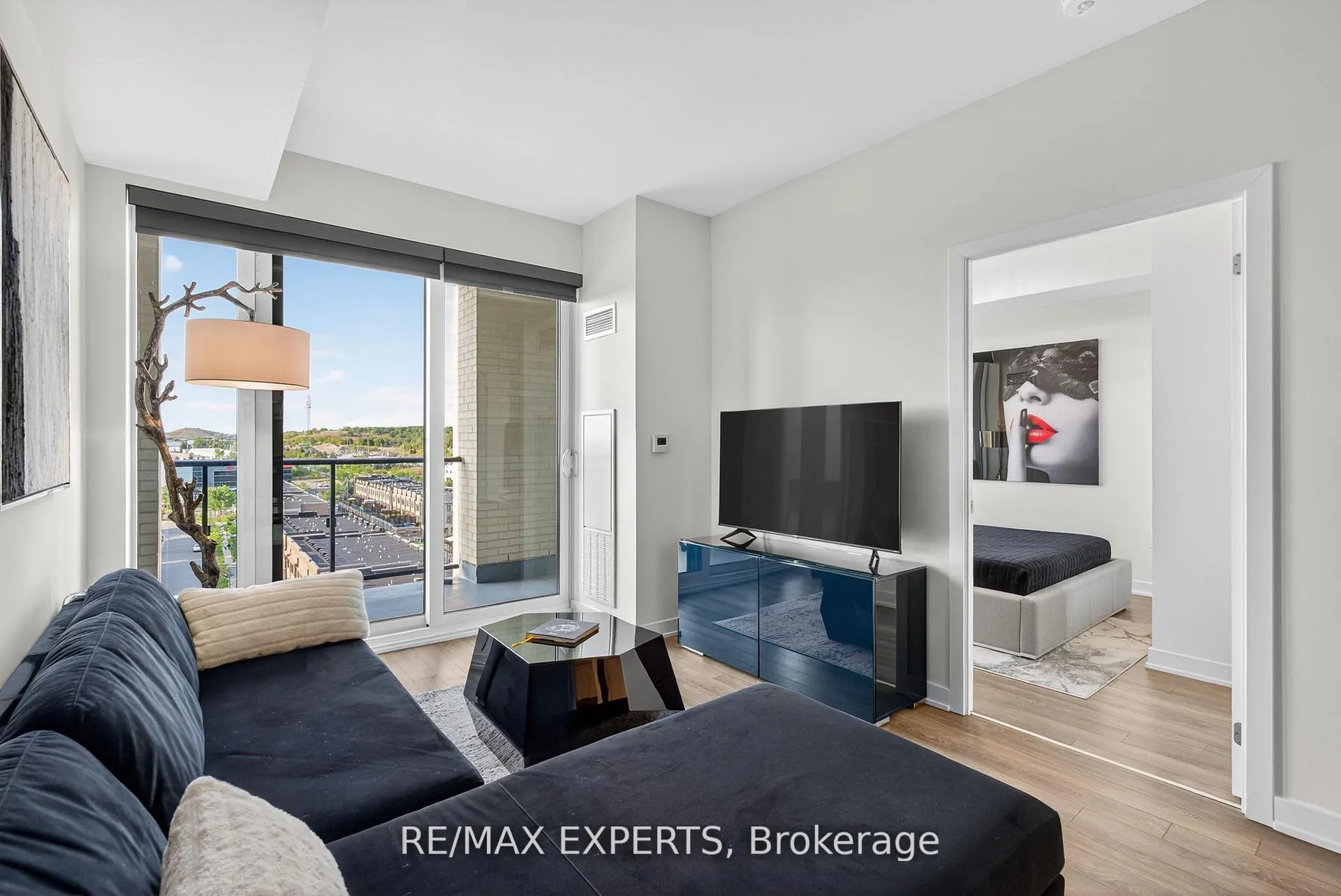 Photo 9 of Unit 831, 100 Eagle Rock Way, Vaughan, Maple — HOMEH