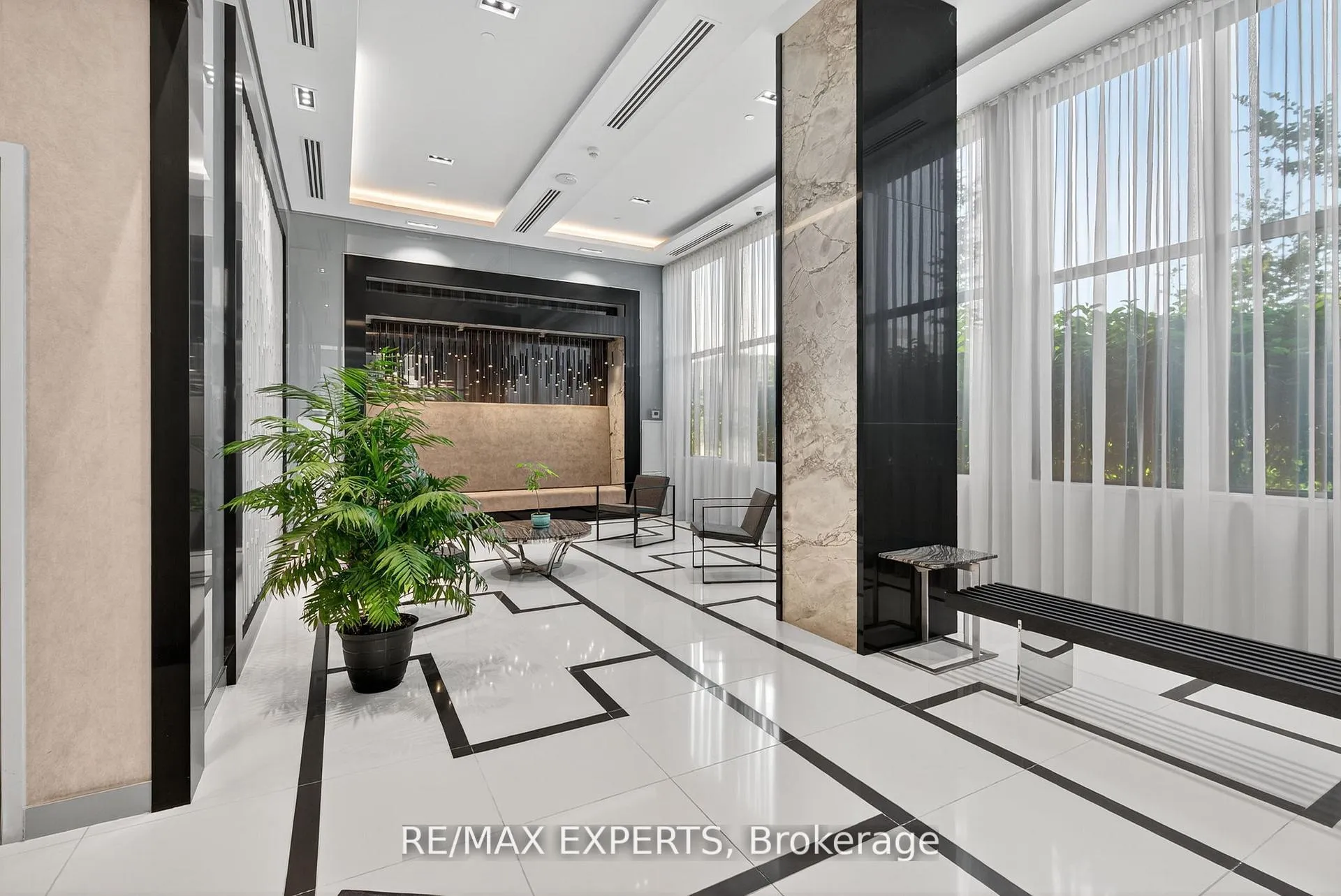 Photo 31 of Unit 831, 100 Eagle Rock Way, Vaughan, Maple — HOMEH
