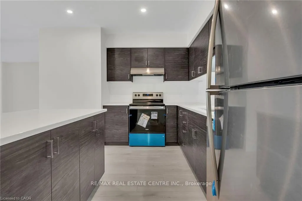 Photo 5 of Unit C017, 10 Urbane Boulevard, Kitchener — HOMEH