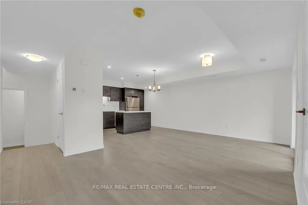 Photo 11 of Unit C017, 10 Urbane Boulevard, Kitchener — HOMEH
