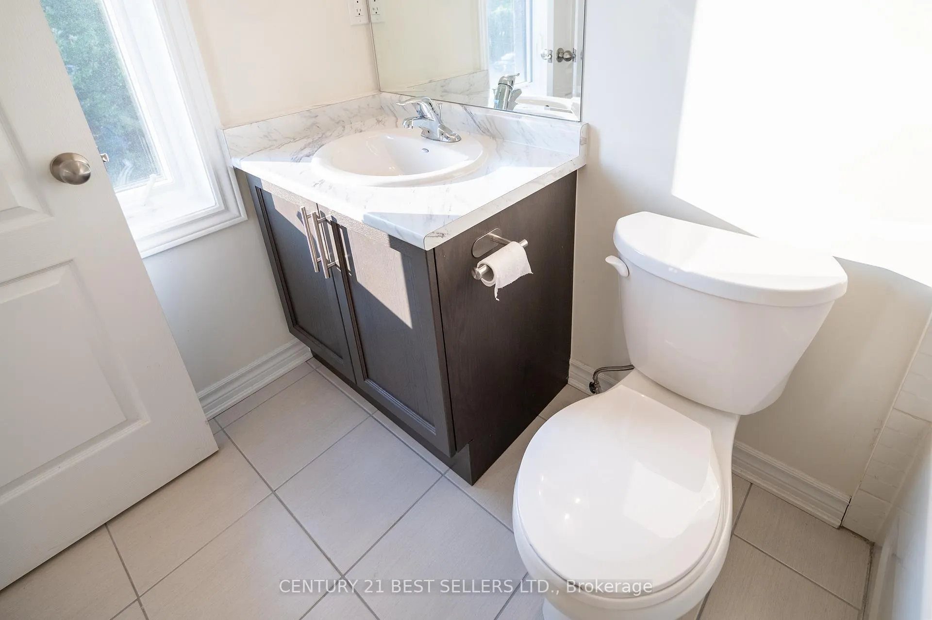 Photo 13 of Unit 45, 383 Dundas Street E, Hamilton, Waterdown — HOMEH
