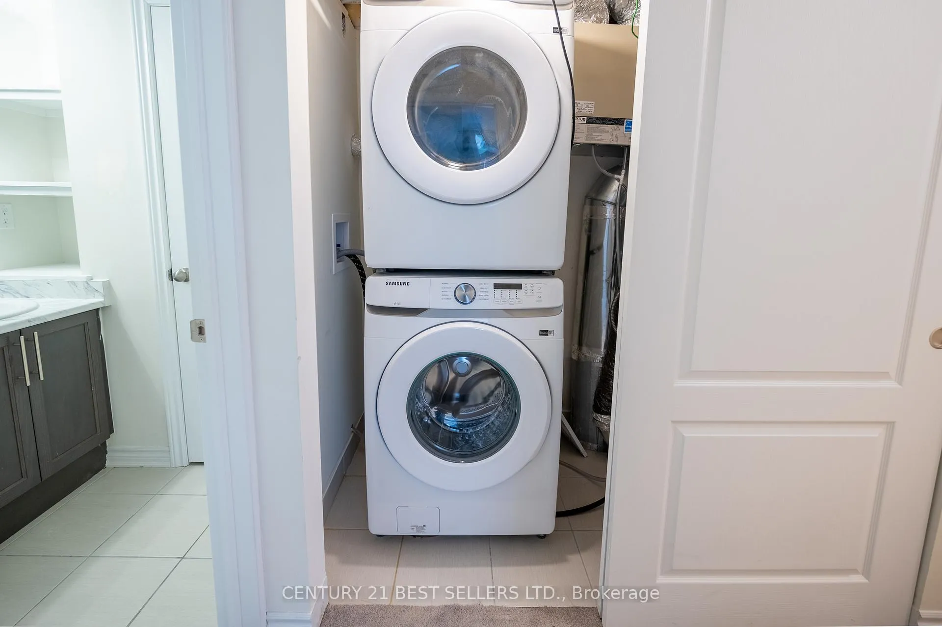 Photo 16 of Unit 45, 383 Dundas Street E, Hamilton, Waterdown — HOMEH