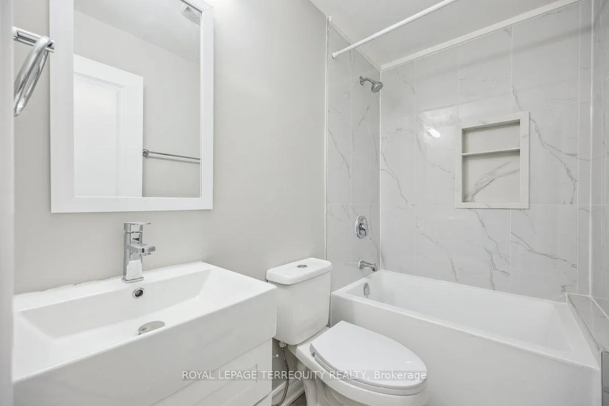 Photo 15 of 137 West Avenue N, Hamilton, Landsdale — HOMEH