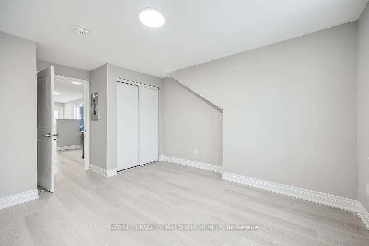 Photo 30 of 137 West Avenue N, Hamilton, Landsdale — HOMEH