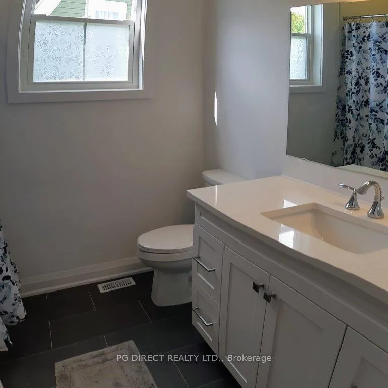 Photo 5 of 14 Danielle Crescent, Midland — HOMEH