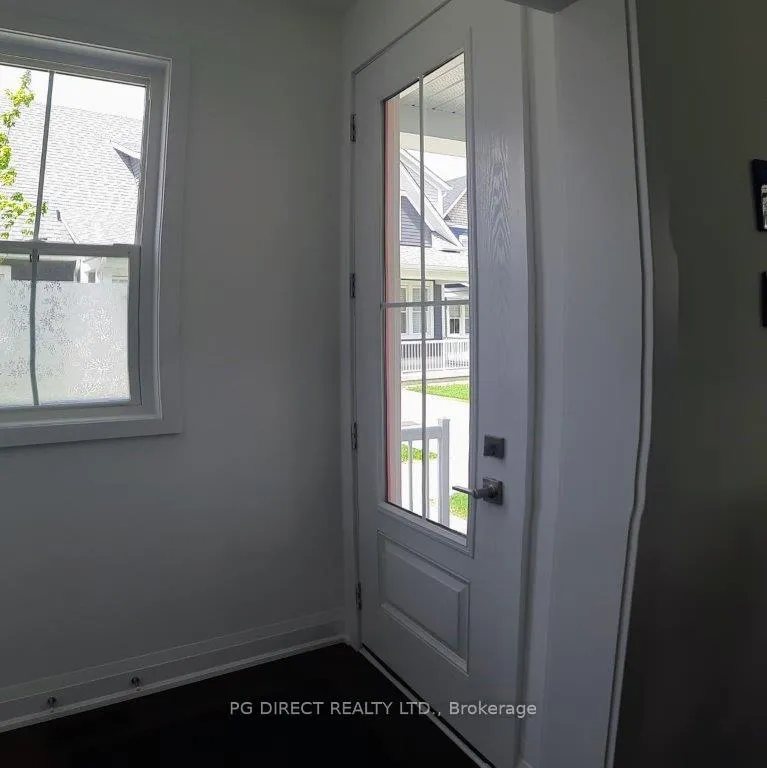 Photo 10 of 14 Danielle Crescent, Midland — HOMEH
