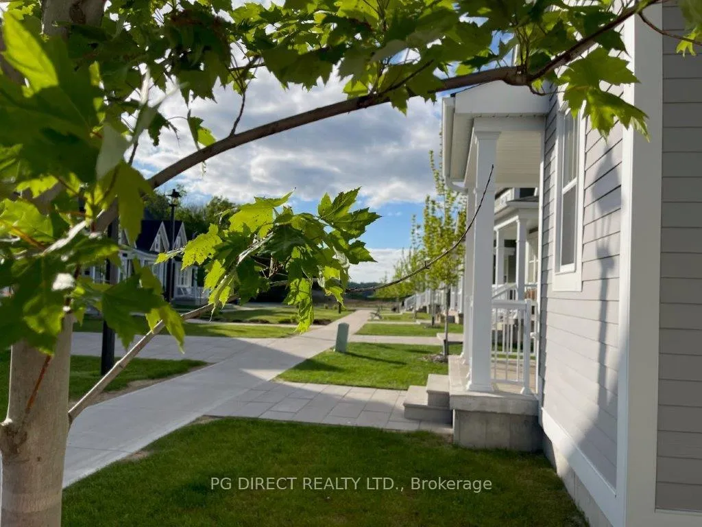 Photo 11 of 14 Danielle Crescent, Midland — HOMEH
