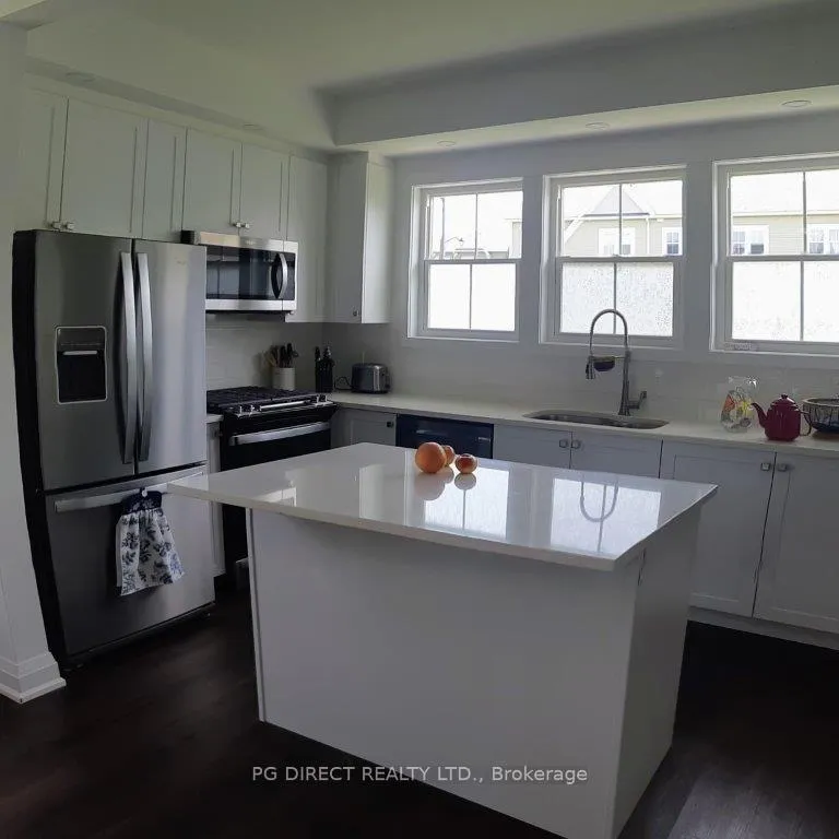 Photo 13 of 14 Danielle Crescent, Midland — HOMEH