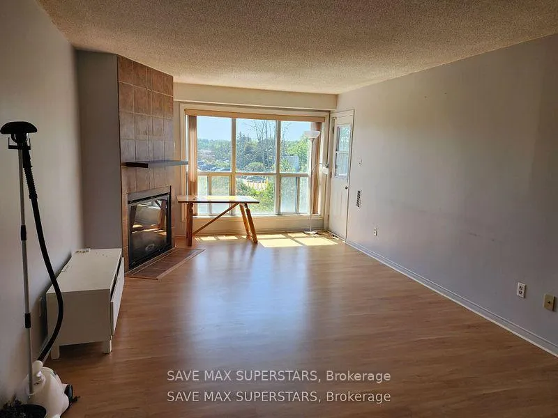 Photo 6 of Unit 205, 120 Bell Farm Road E, Barrie, Alliance — HOMEH