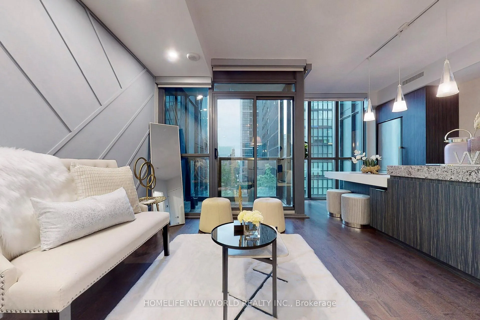 Photo 6 of Unit 611, 101 Charles Street E, Toronto, Church-Yonge Corridor — HOMEH