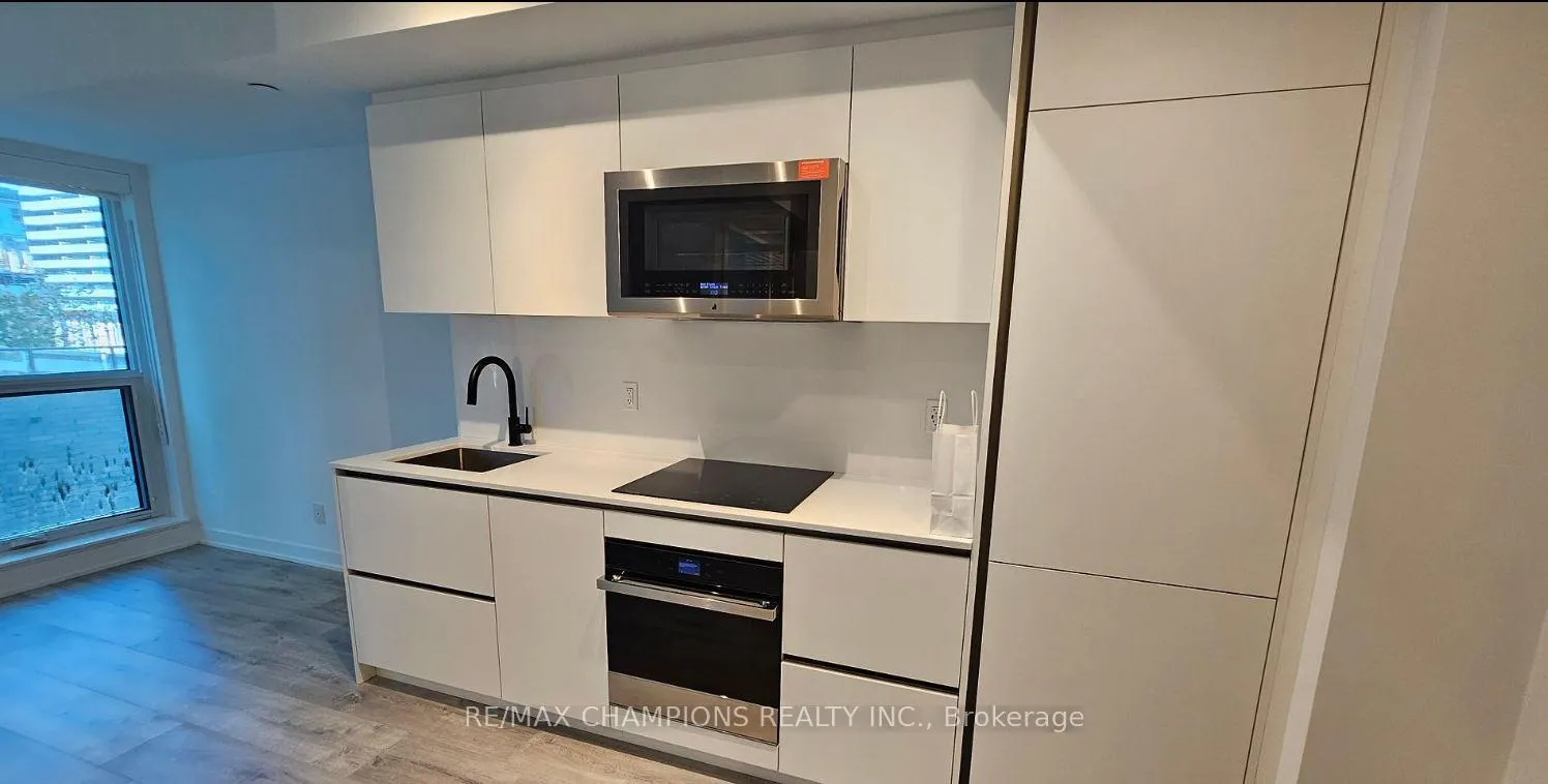 Photo 14 of Unit 705, 327 King Street W, Toronto, Waterfront Communities — HOMEH