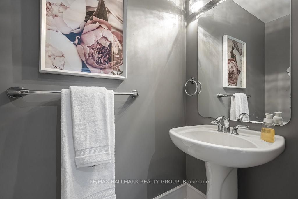Photo 6 of 510 Wild Shore Crescent, Ottawa, Riverside South/Gloucester Glen — HOMEH