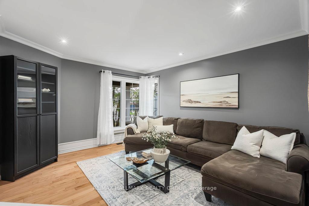 Photo 10 of 510 Wild Shore Crescent, Ottawa, Riverside South/Gloucester Glen — HOMEH