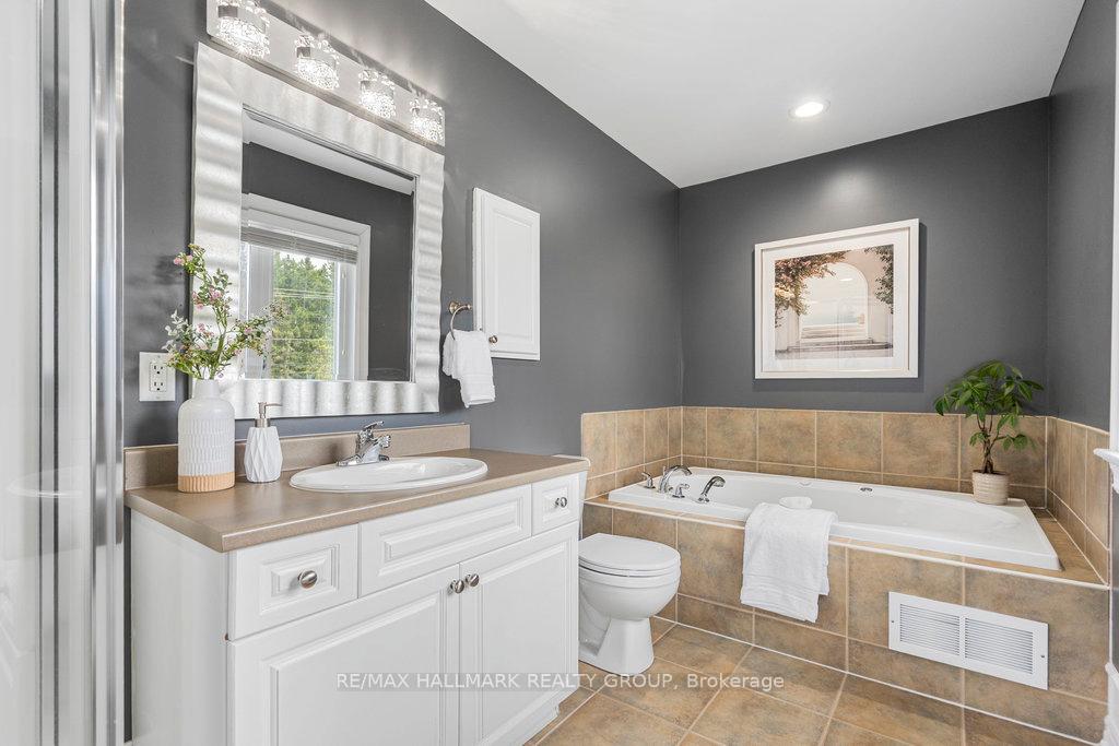 Photo 26 of 510 Wild Shore Crescent, Ottawa, Riverside South/Gloucester Glen — HOMEH