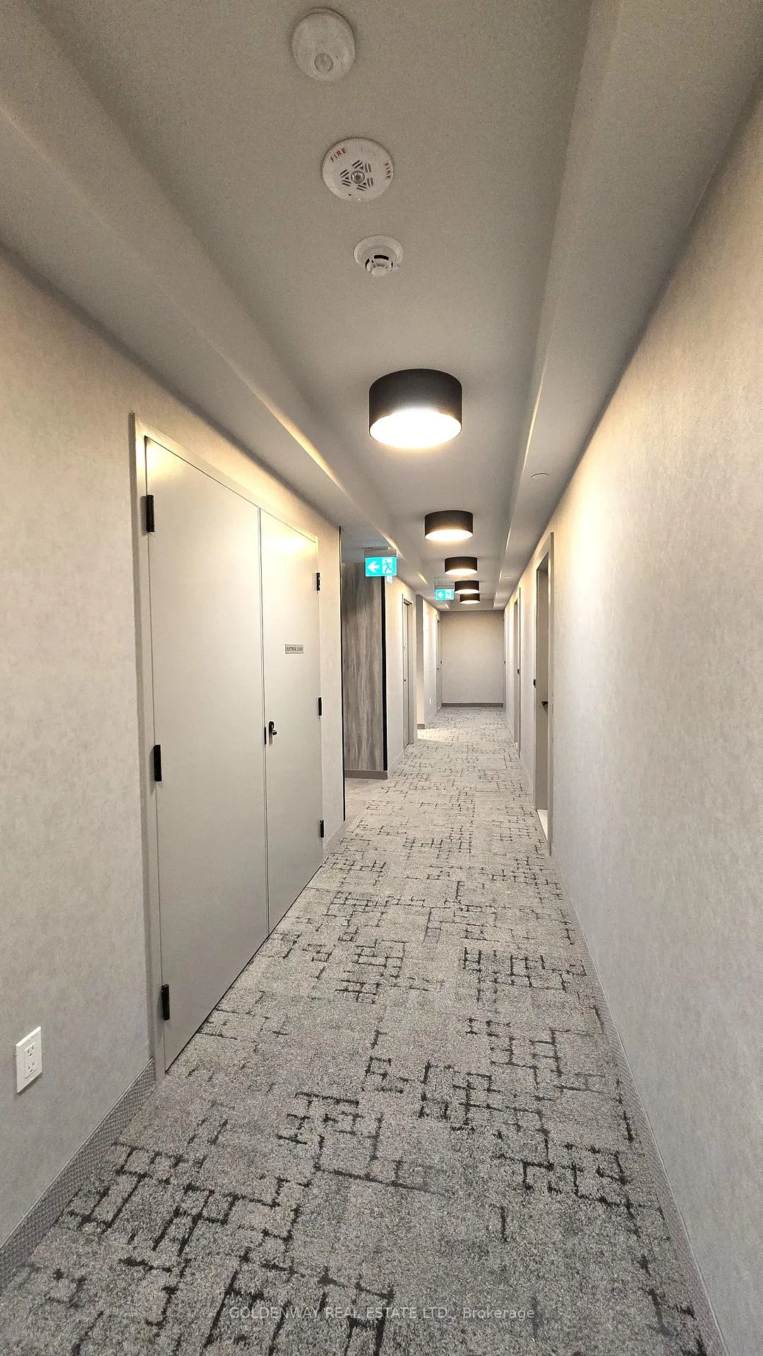 Photo 3 of Unit 4515, 8 Interchange Way, Vaughan, Vaughan Corporate Centre — HOMEH