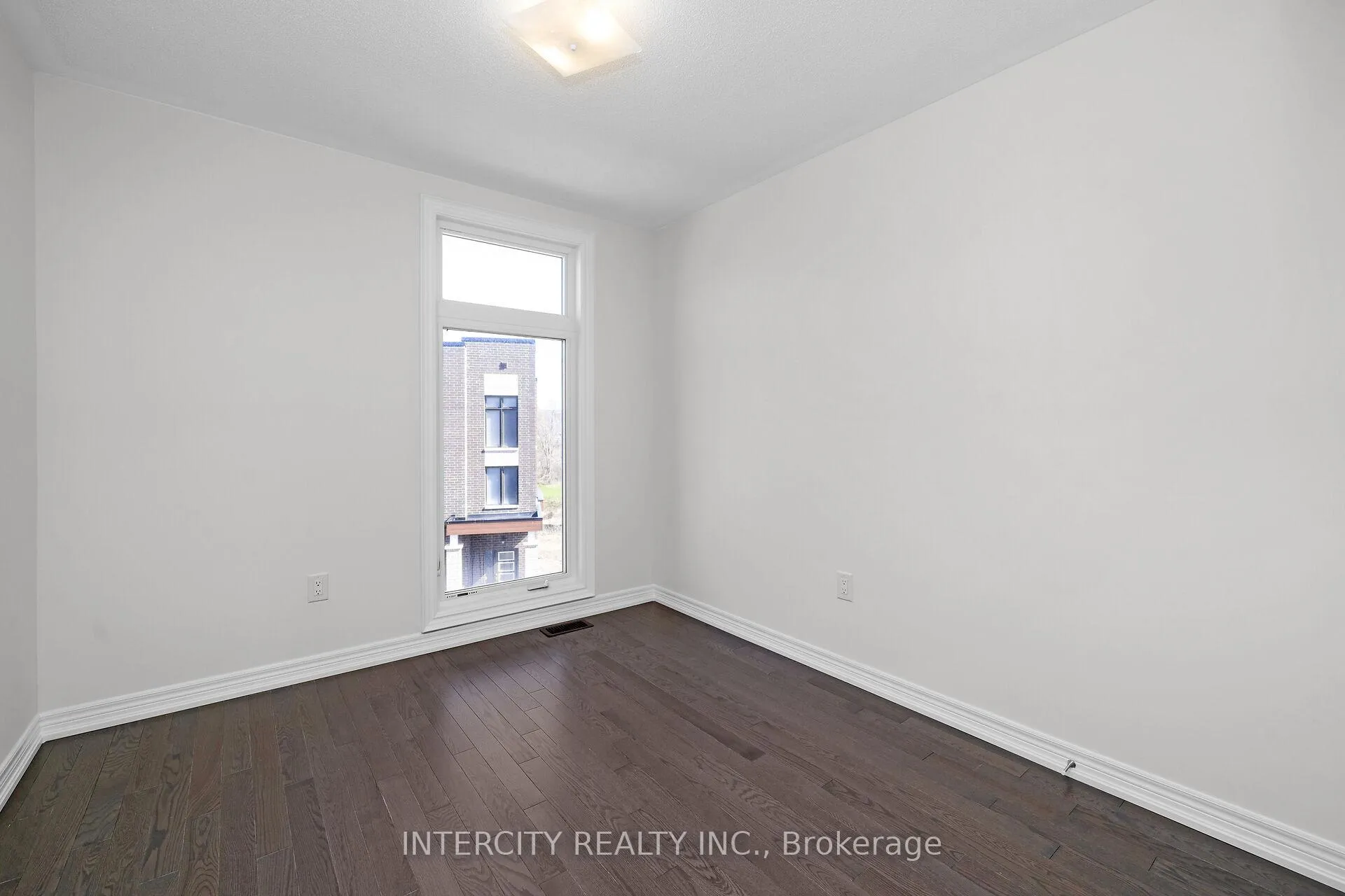 Photo 28 of 30 Queenpost Drive N, Brampton, Credit Valley — HOMEH