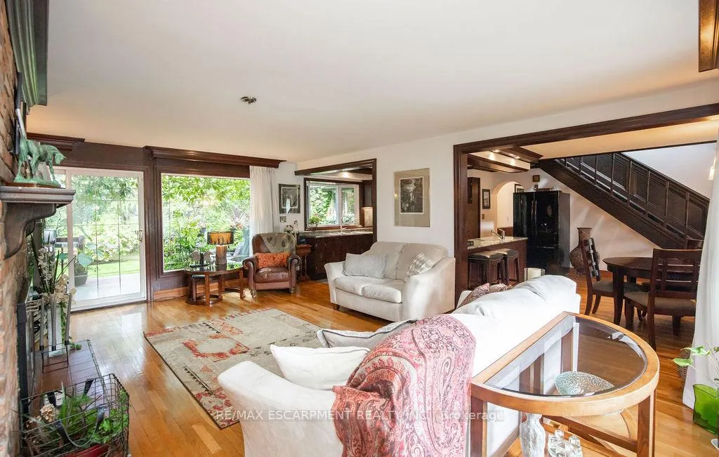 Photo 14 of 341 Clarendon Drive, Hamilton, Ancaster — HOMEH