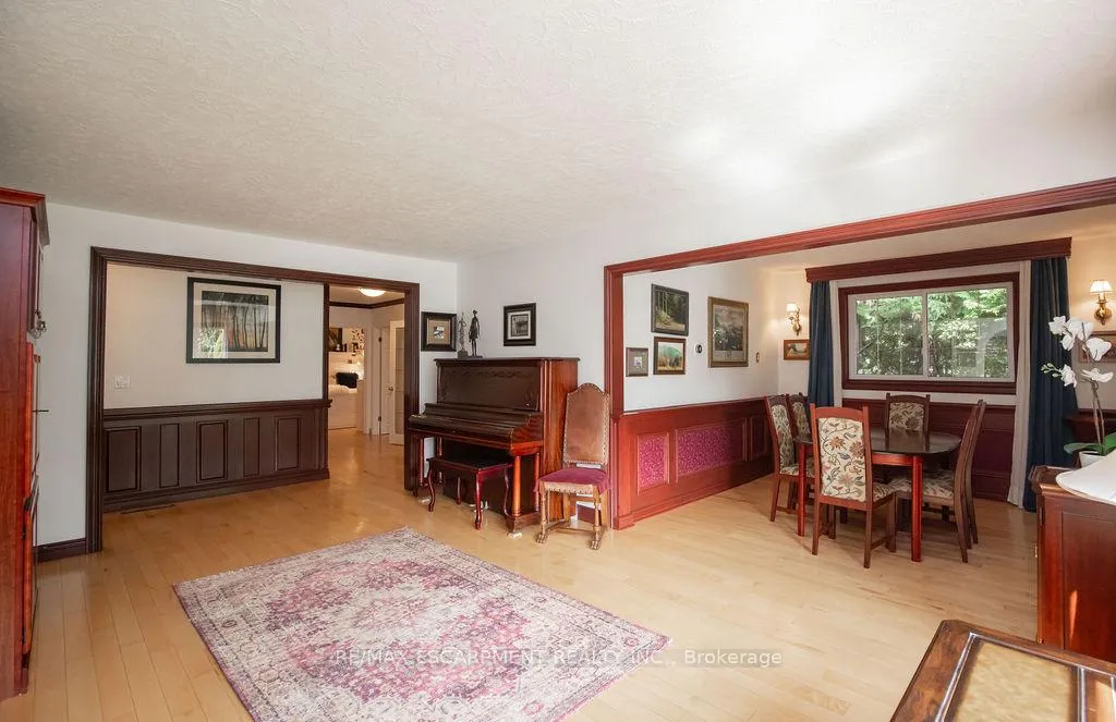 Photo 20 of 341 Clarendon Drive, Hamilton, Ancaster — HOMEH