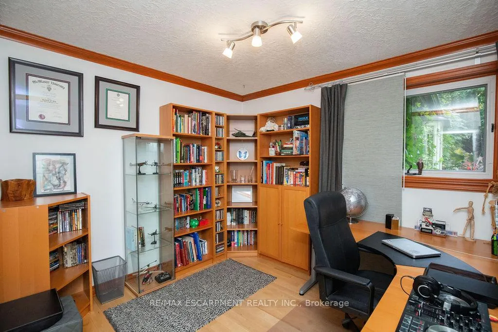 Photo 28 of 341 Clarendon Drive, Hamilton, Ancaster — HOMEH