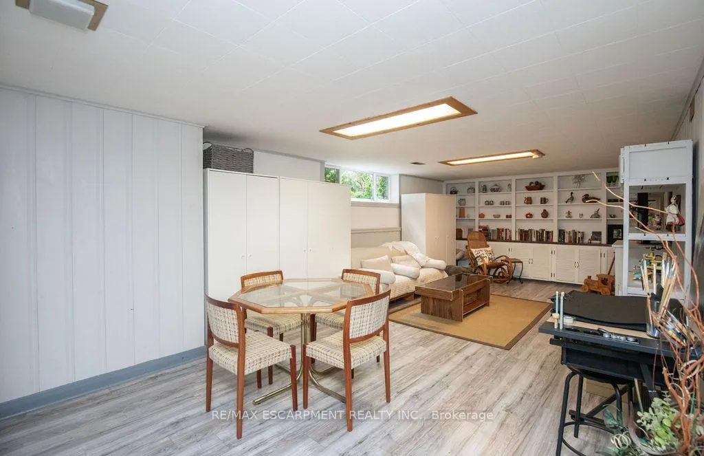 Photo 35 of 341 Clarendon Drive, Hamilton, Ancaster — HOMEH