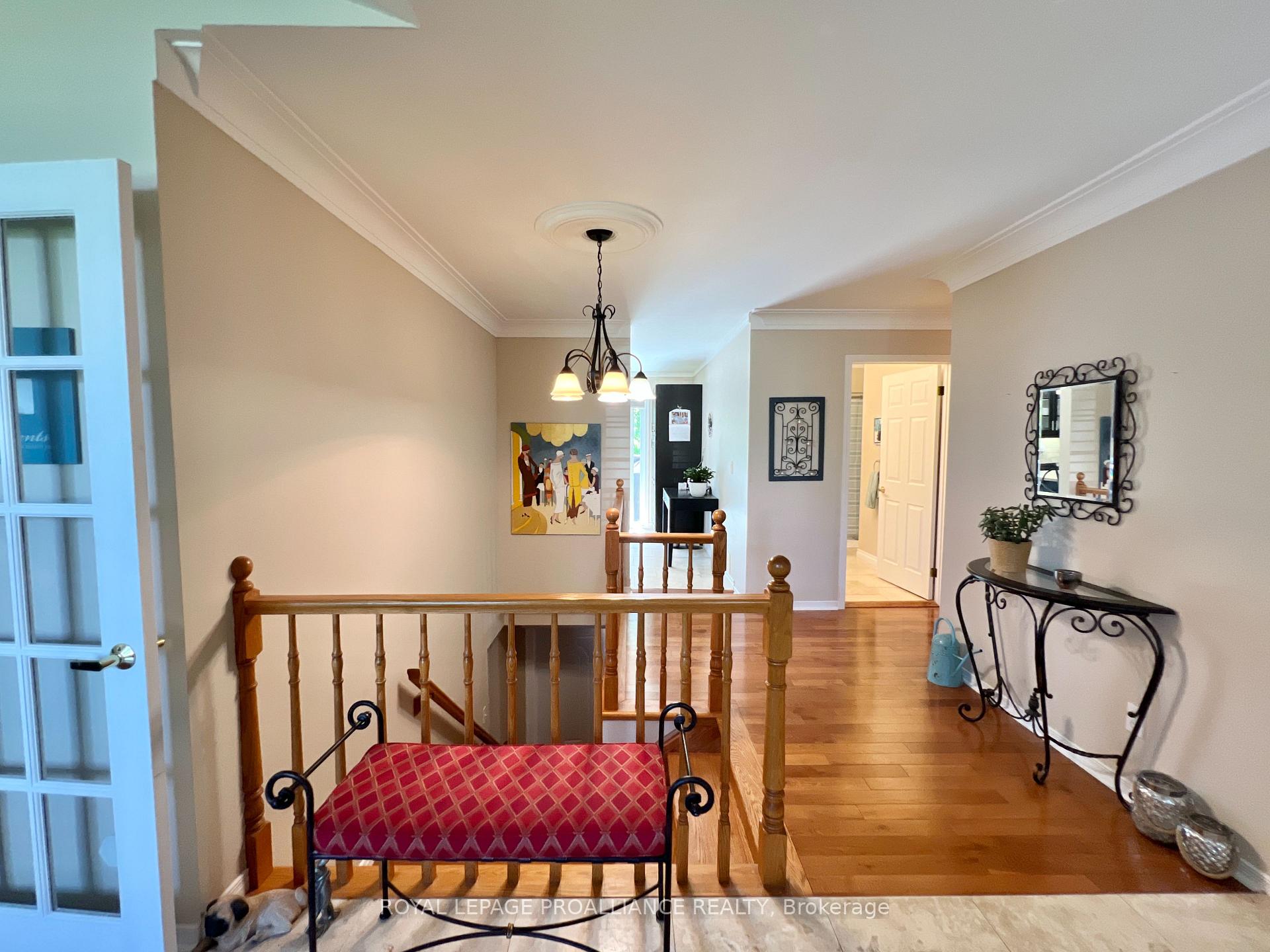 Photo 6 of 21 Benson Court, Belleville, Belleville Ward — HOMEH