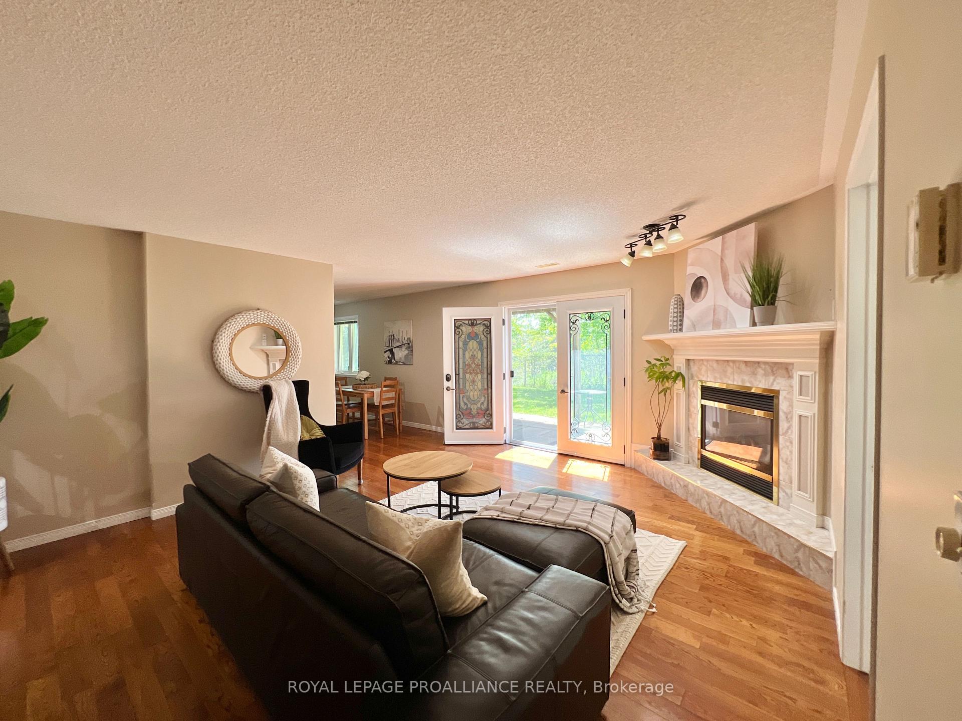 Photo 21 of 21 Benson Court, Belleville, Belleville Ward — HOMEH