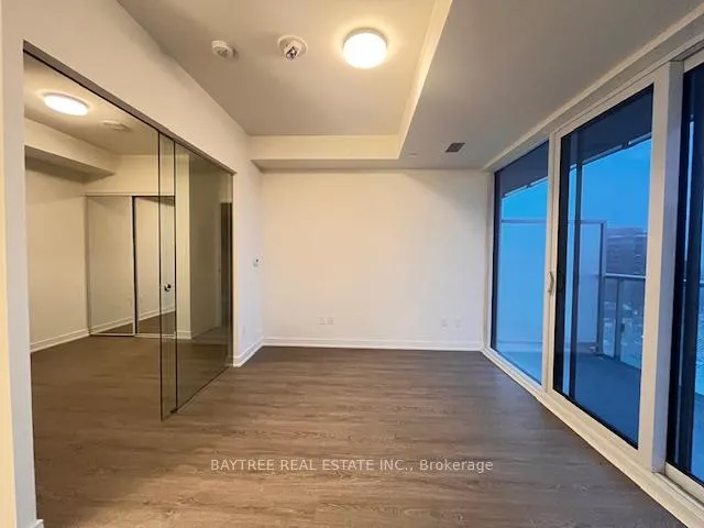 Photo 4 of Unit 1001, 425 Front Street E, Toronto, Waterfront Communities — HOMEH