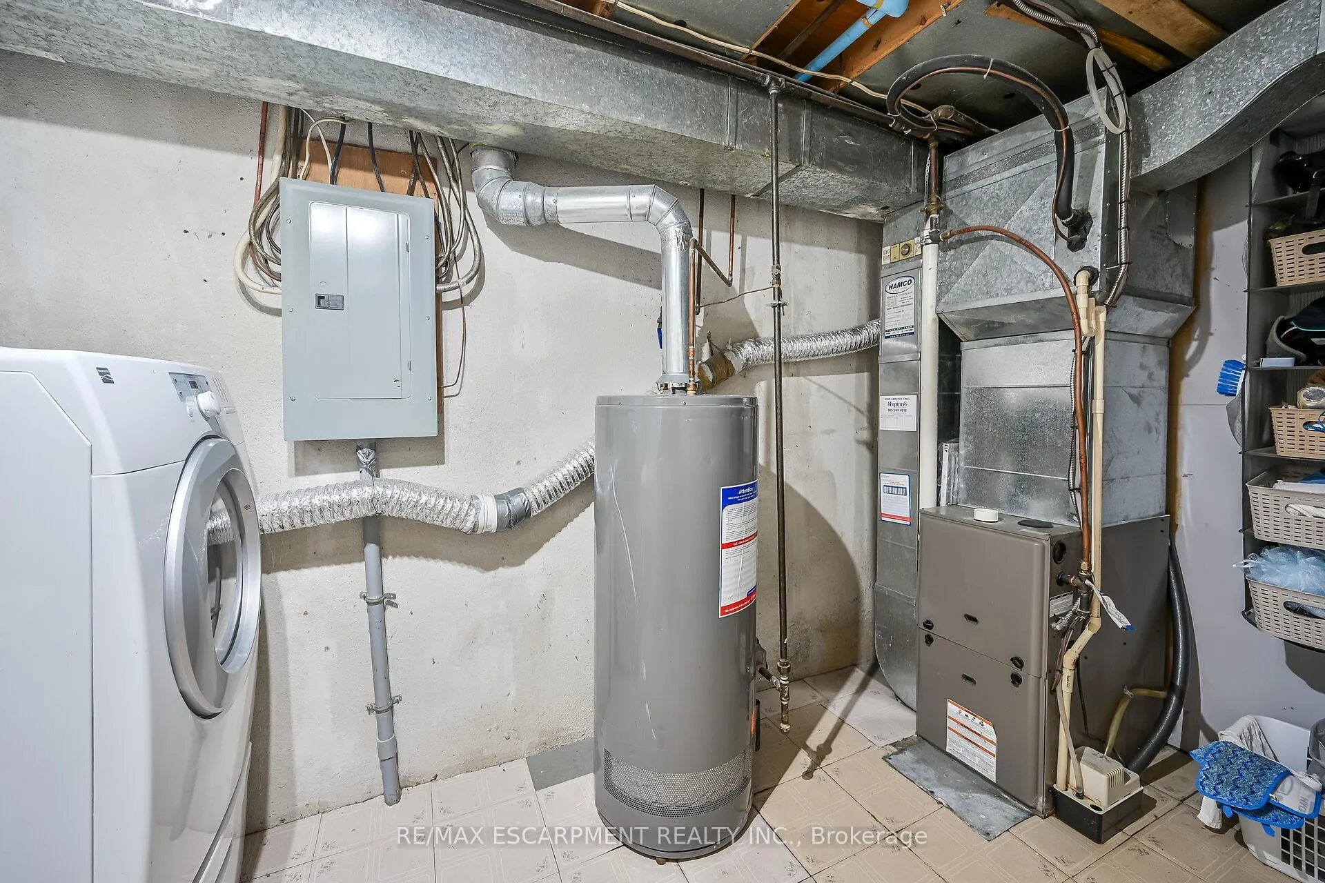 Photo 35 of Unit 18, 1460 Garth Street, Hamilton, Falkirk — HOMEH