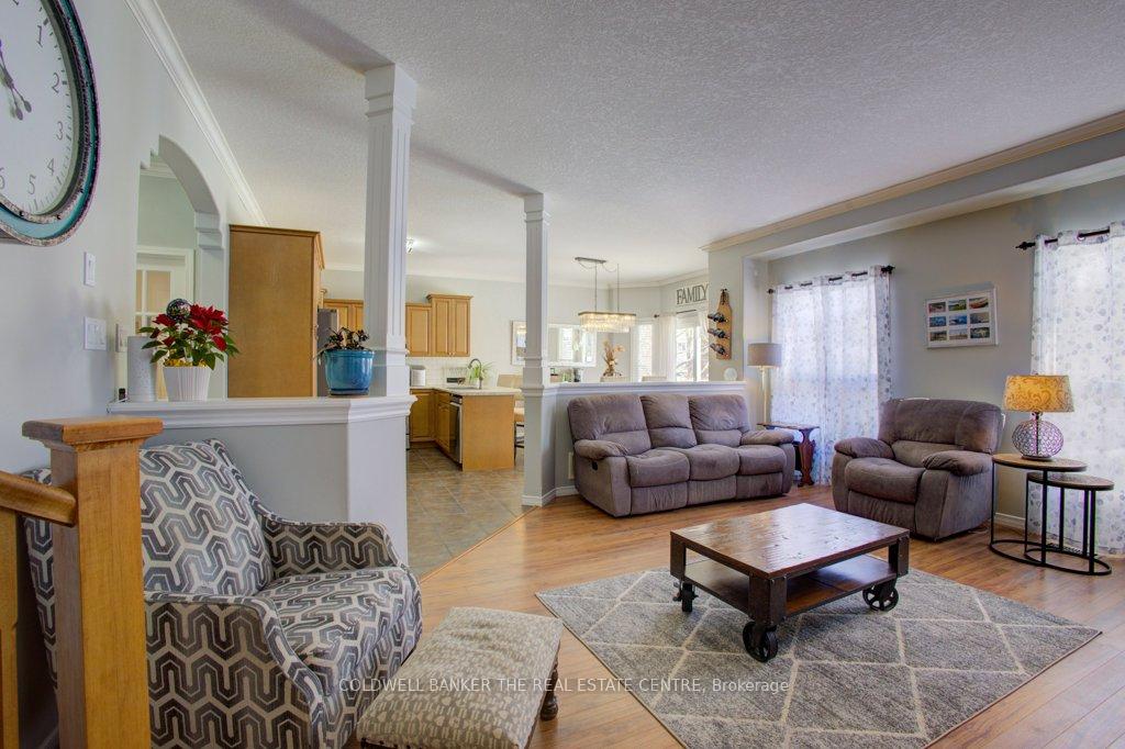 Photo 14 of 80 Armeda Clow Crescent, Essa, Angus — HOMEH