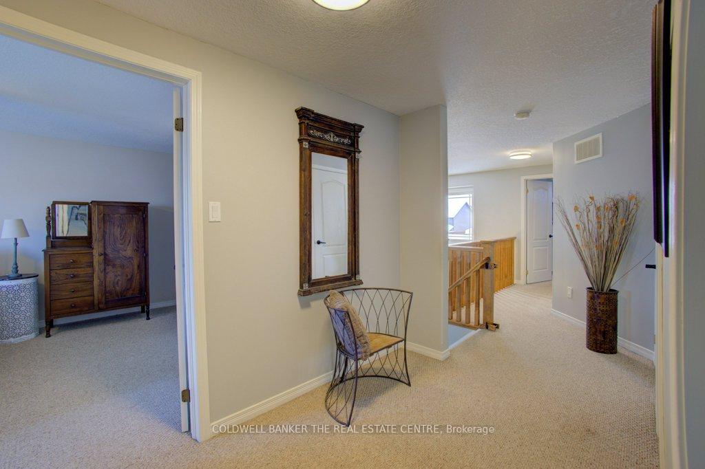 Photo 18 of 80 Armeda Clow Crescent, Essa, Angus — HOMEH