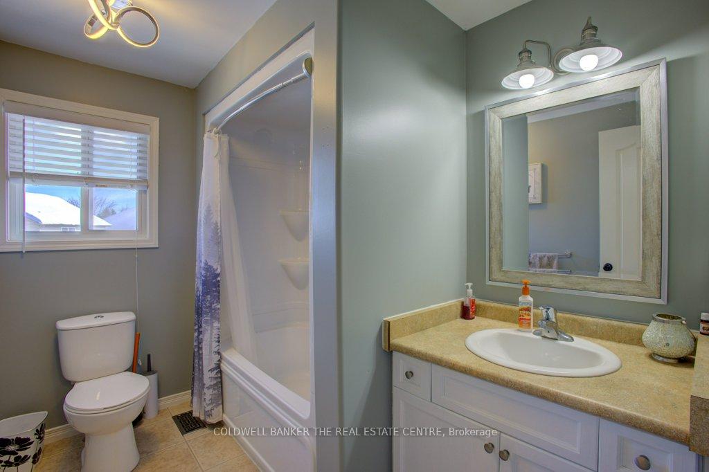 Photo 25 of 80 Armeda Clow Crescent, Essa, Angus — HOMEH