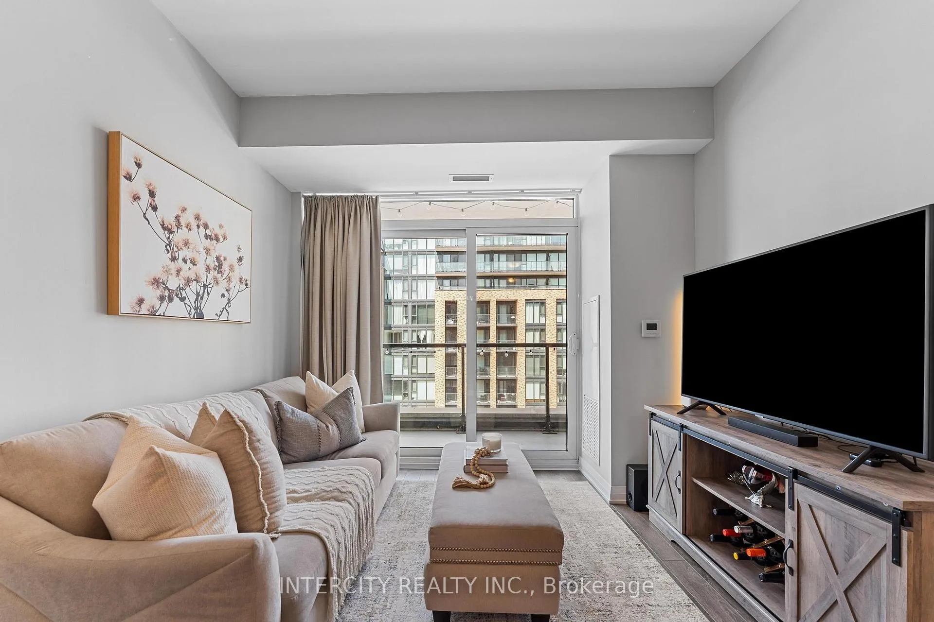Photo 13 of Unit 627, 99 Eagle Rock Way, Vaughan, Maple — HOMEH