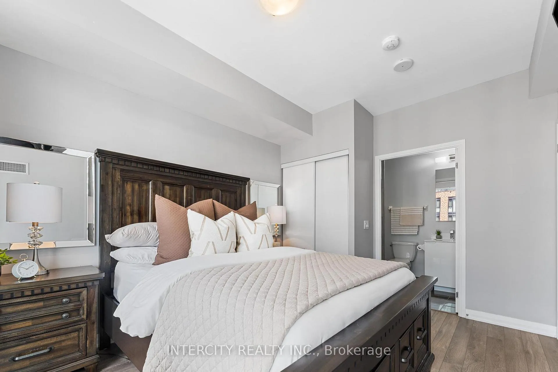 Photo 22 of Unit 627, 99 Eagle Rock Way, Vaughan, Maple — HOMEH