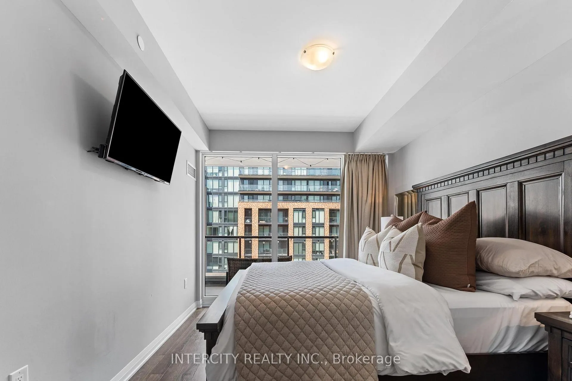 Photo 23 of Unit 627, 99 Eagle Rock Way, Vaughan, Maple — HOMEH