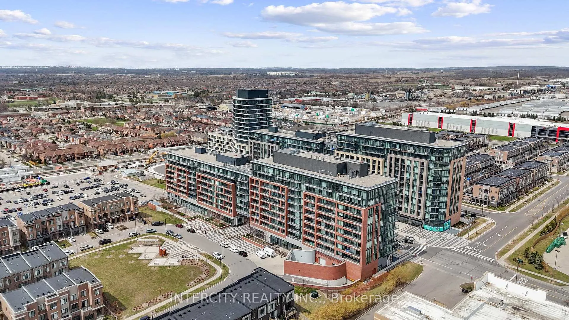 Photo 30 of Unit 627, 99 Eagle Rock Way, Vaughan, Maple — HOMEH