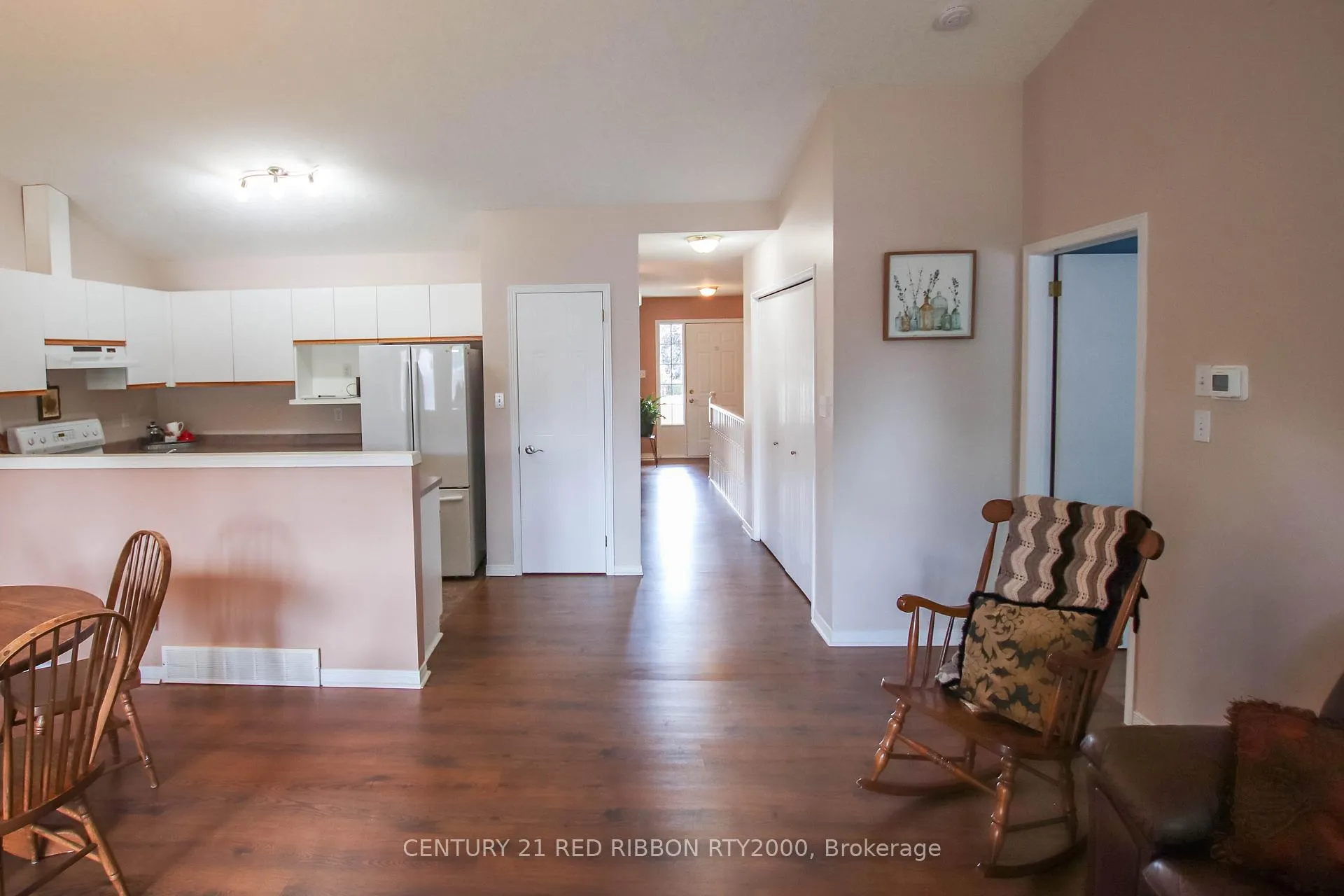 Photo 11 of Unit 17, 375 Scott Street E, Strathroy-Caradoc, SE — HOMEH