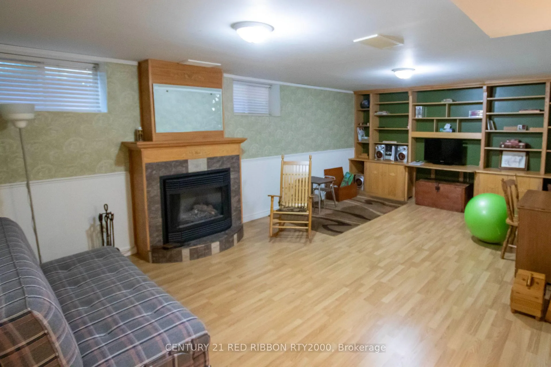 Photo 34 of Unit 17, 375 Scott Street E, Strathroy-Caradoc, SE — HOMEH