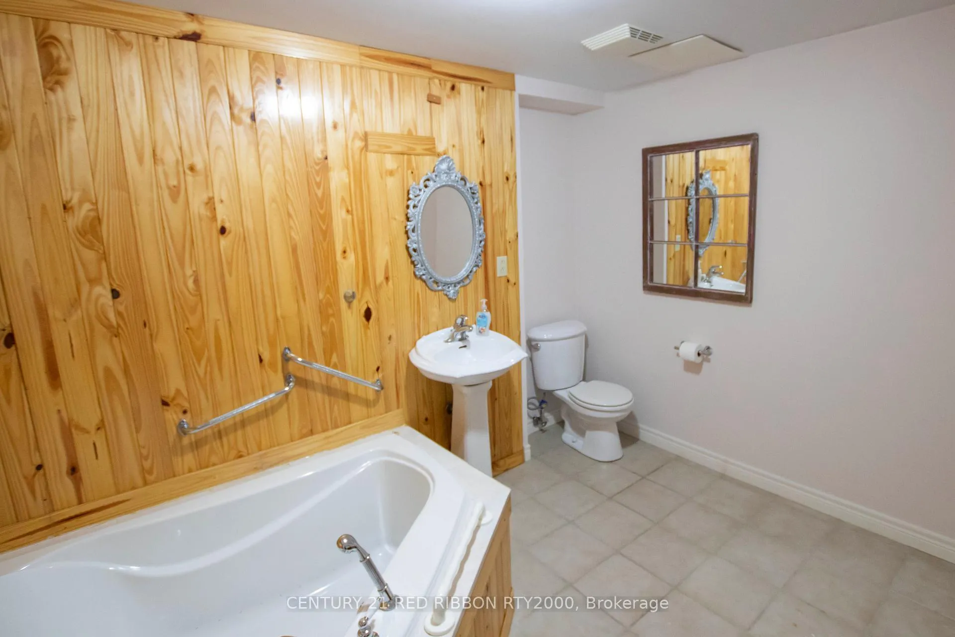 Photo 35 of Unit 17, 375 Scott Street E, Strathroy-Caradoc, SE — HOMEH