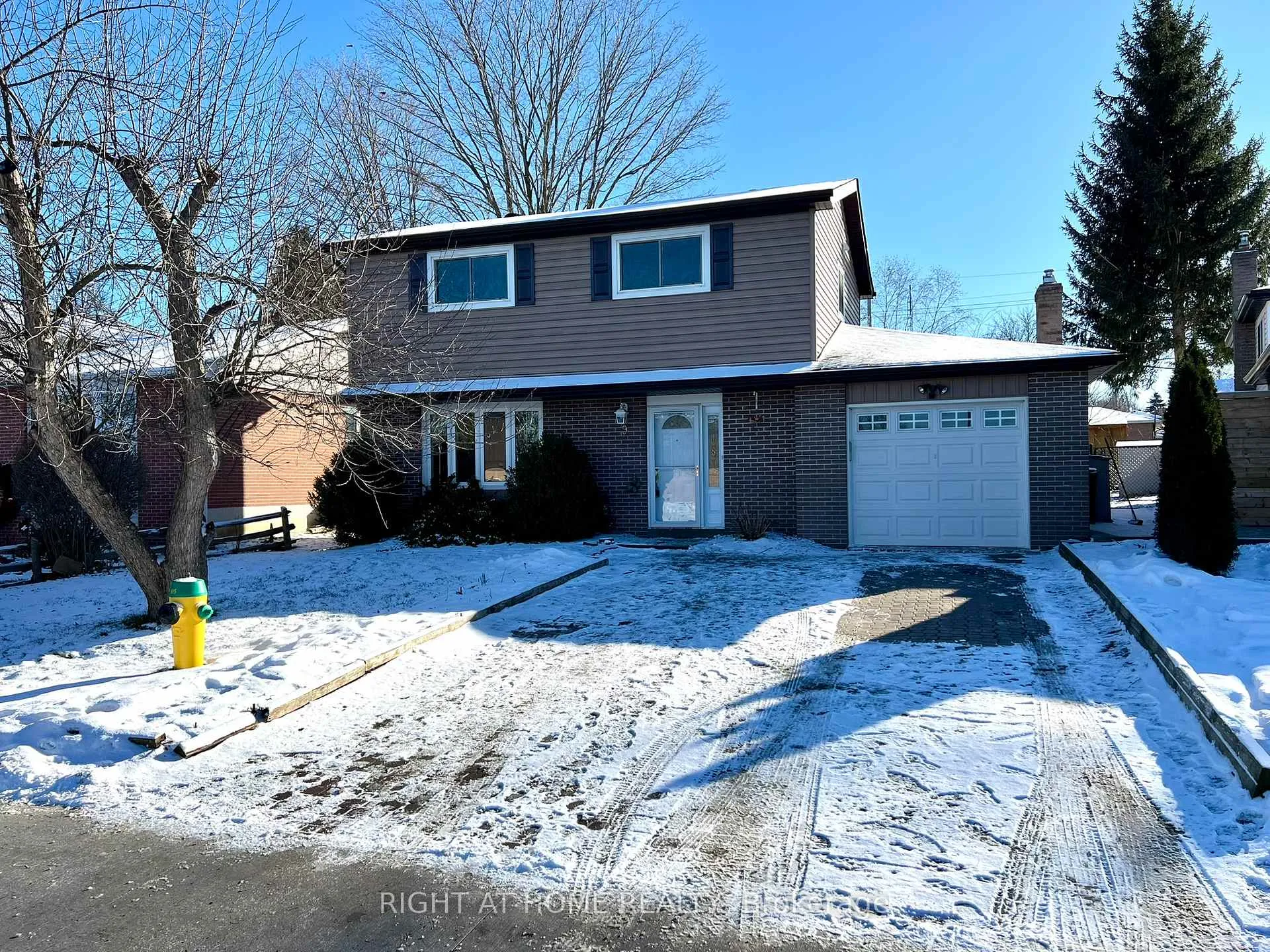 Photo 1 of 9 Rogers Road, New Tecumseth, Tottenham — HOMEH
