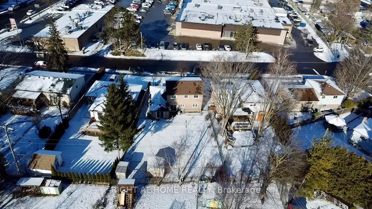 Photo 4 of 9 Rogers Road, New Tecumseth, Tottenham — HOMEH