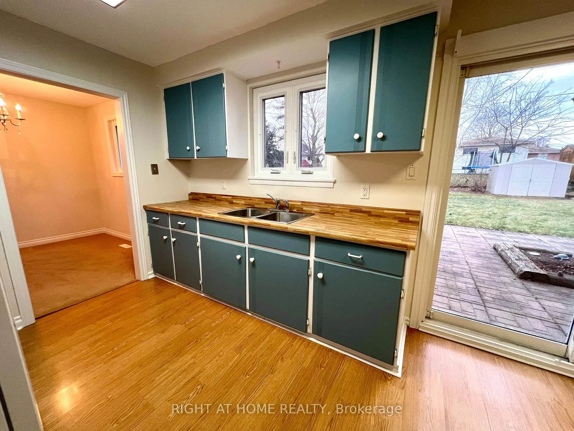 Photo 21 of 9 Rogers Road, New Tecumseth, Tottenham — HOMEH