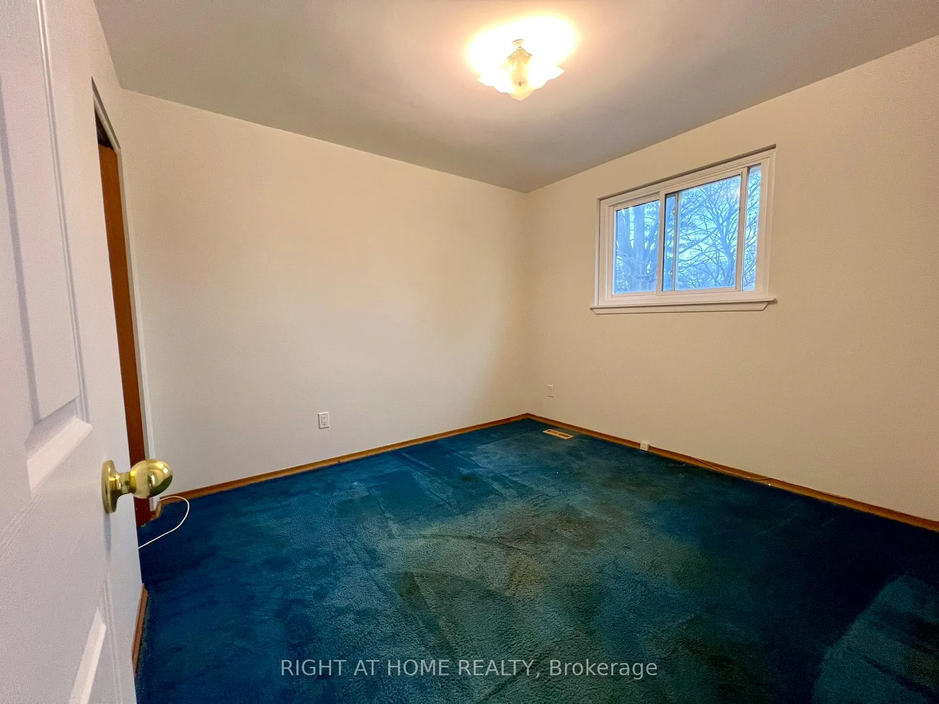 Photo 32 of 9 Rogers Road, New Tecumseth, Tottenham — HOMEH