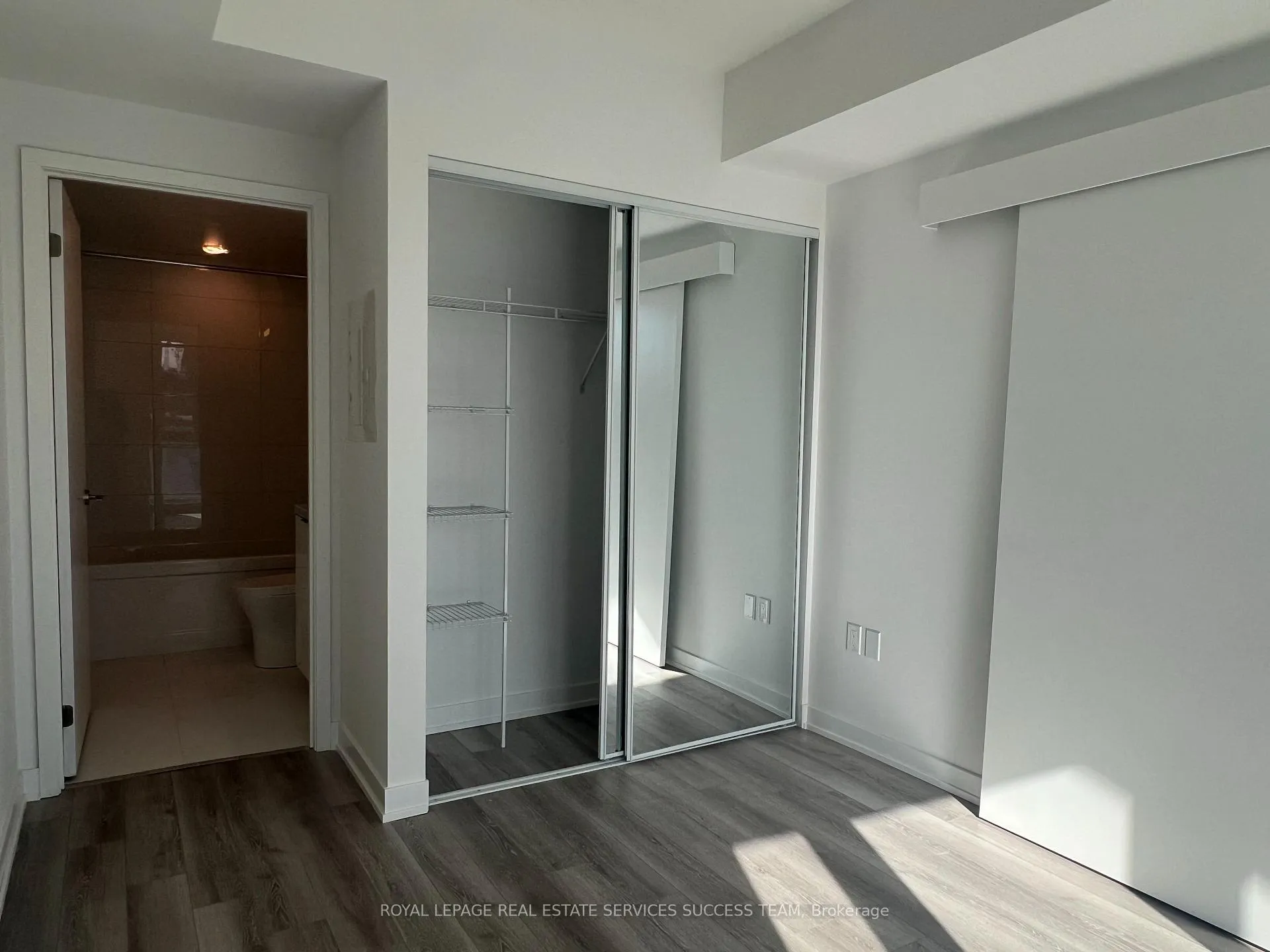 Photo 12 of Unit 2517, 230 Simcoe Street, Toronto, Kensington-Chinatown — HOMEH
