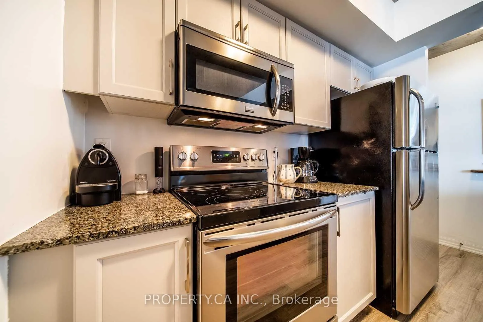 Photo 3 of Unit 1406, 22 Wellesley Street E, Toronto, Church-Yonge Corridor — HOMEH