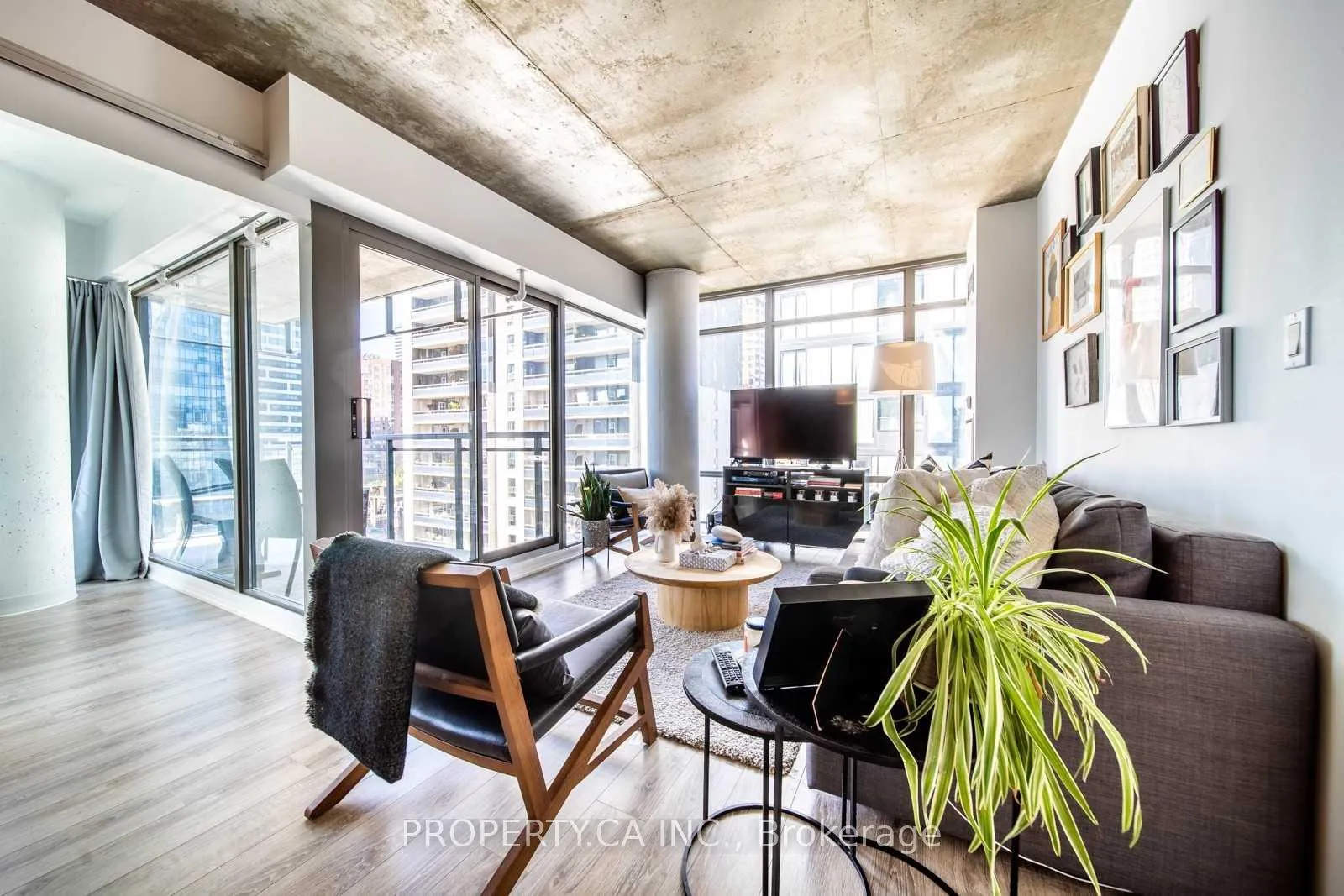 Photo 10 of Unit 1406, 22 Wellesley Street E, Toronto, Church-Yonge Corridor — HOMEH